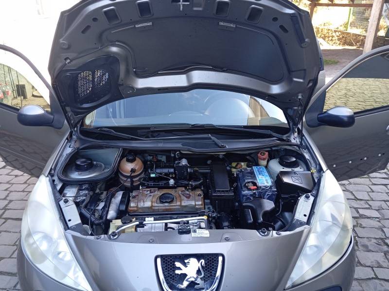 PEUGEOT - 207 - 2009/2009 - Cinza - R$ 12.900,00