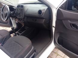 RENAULT - KWID - 2022/2022 - Branca - R$ 46.500,00