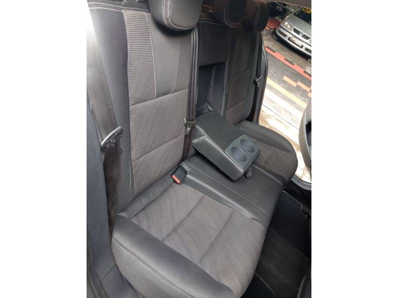 RENAULT - FLUENCE - 2013/2013 - Cinza - R$ 41.500,00