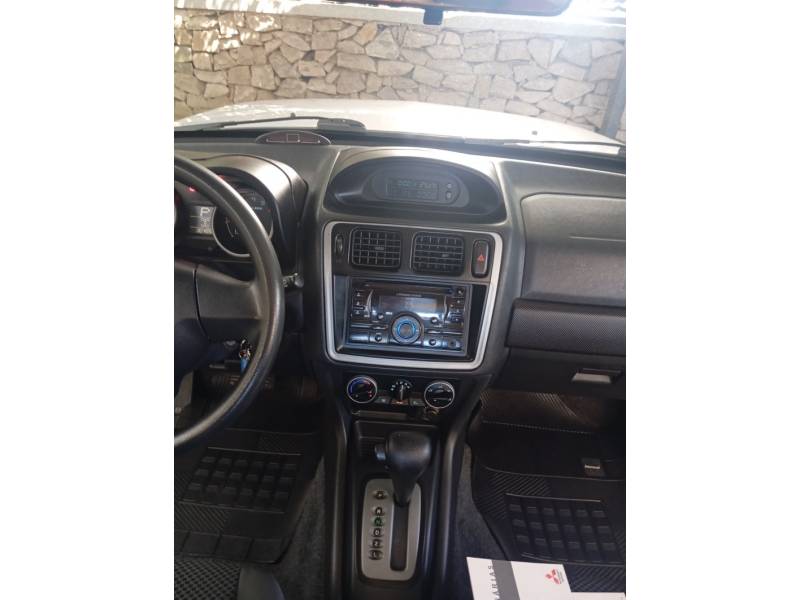MITSUBISHI - PAJERO TR4 - 2010/2010 - Prata - R$ 59.900,00