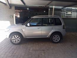 MITSUBISHI - PAJERO TR4 - 2010/2010 - Prata - R$ 59.900,00