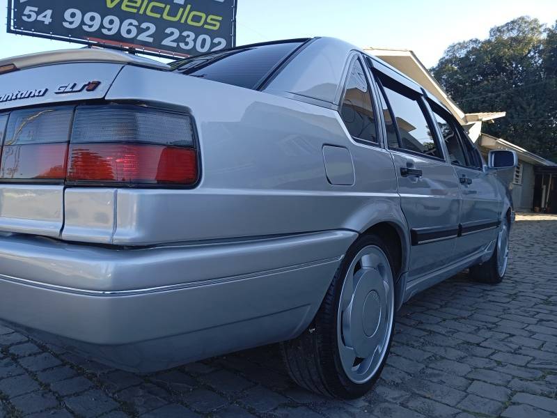 VOLKSWAGEN - SANTANA - 1996/1996 - Prata - R$ 29.900,00