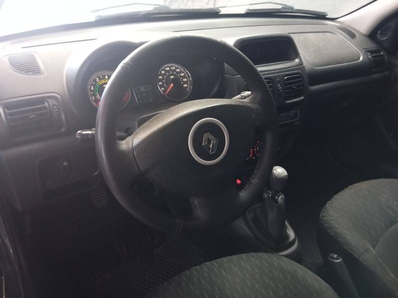 RENAULT - CLIO - 2016/2016 - Cinza - R$ 1,00