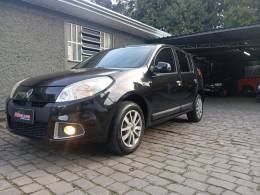 RENAULT - SANDERO - 2012/2012 - Preta - R$ 1,00