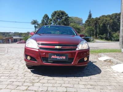 CHEVROLET - VECTRA - 2011/2011 - Vermelha - R$ 43.900,00