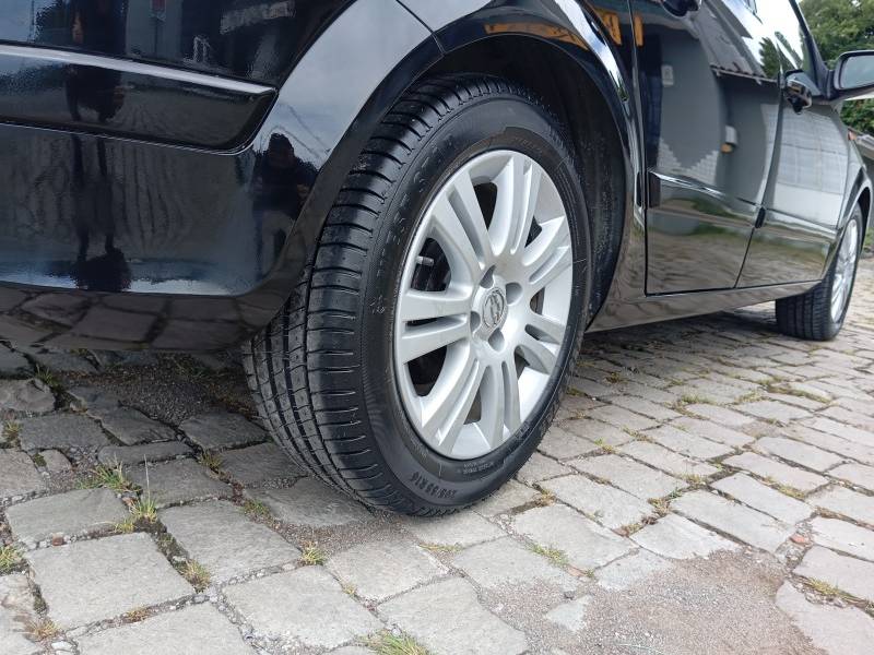 CHEVROLET - VECTRA - 2008/2008 - Preta - R$ 38.900,00