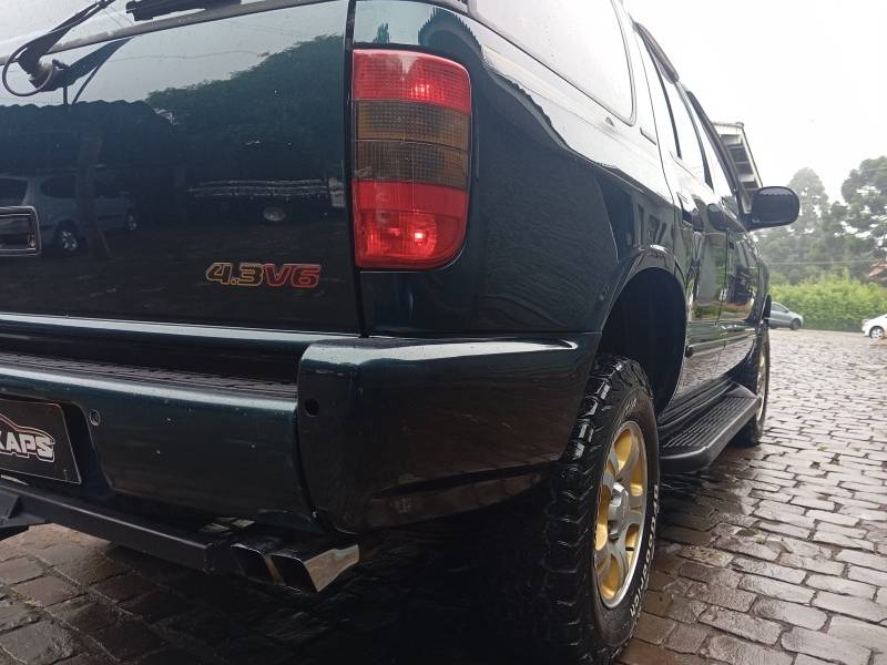 CHEVROLET - BLAZER - 1998/1998 - Verde - R$ 36.900,00