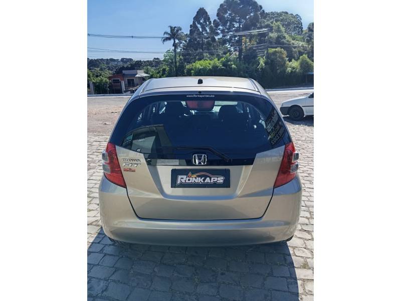 HONDA - FIT - 2010/2010 - Dourada - R$ 46.900,00