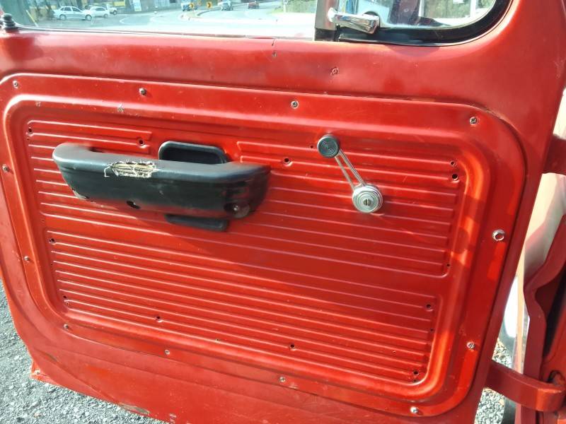 FORD - F-4000 - 1980/1980 - Vermelha - R$ 64.900,00