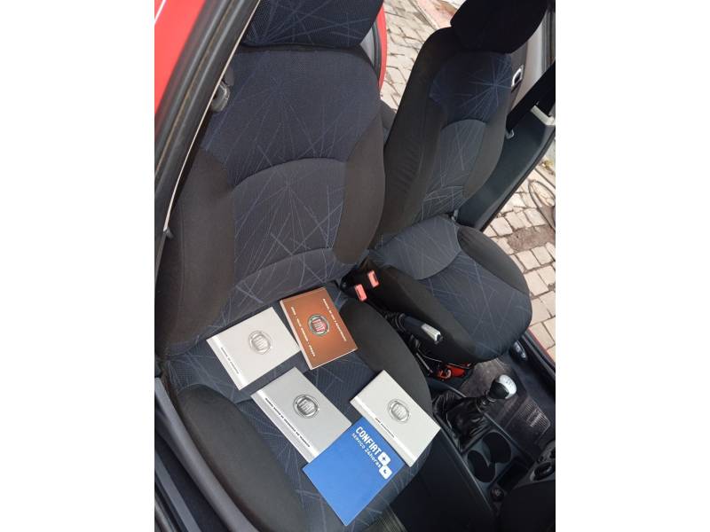 FIAT - SIENA - 2009/2009 - Vermelha - R$ 31.900,00