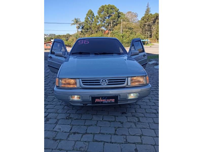 VOLKSWAGEN - SANTANA - 1996/1996 - Prata - R$ 28.900,00