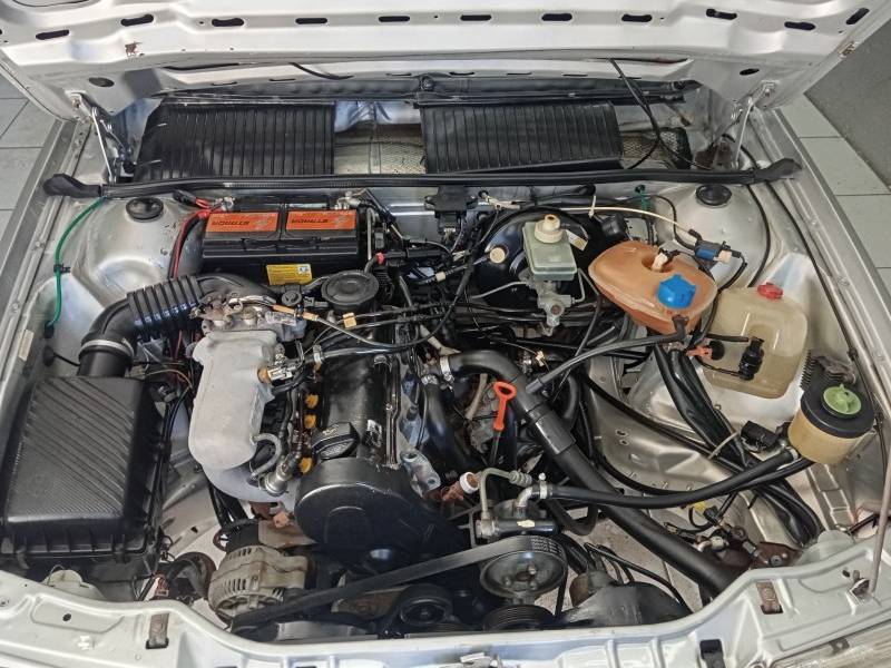 VOLKSWAGEN - SANTANA - 1996/1996 - Prata - R$ 28.900,00