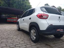 RENAULT - KWID - 2022/2022 - Branca - R$ 46.500,00