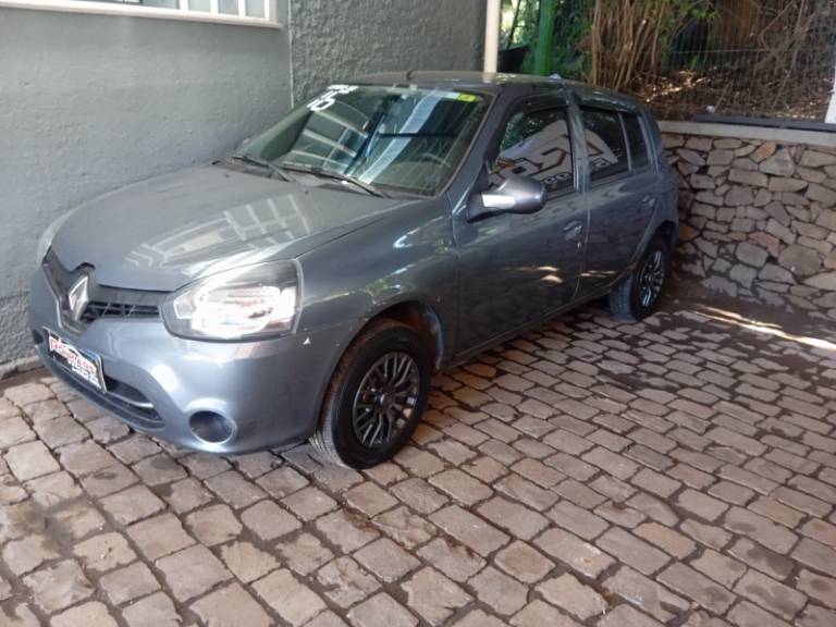 RENAULT - CLIO - 2016/2016 - Cinza - R$ 1,00