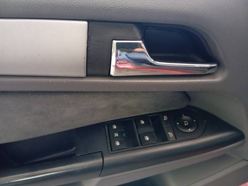 CHEVROLET - VECTRA - 2011/2011 - Vermelha - R$ 44.900,00