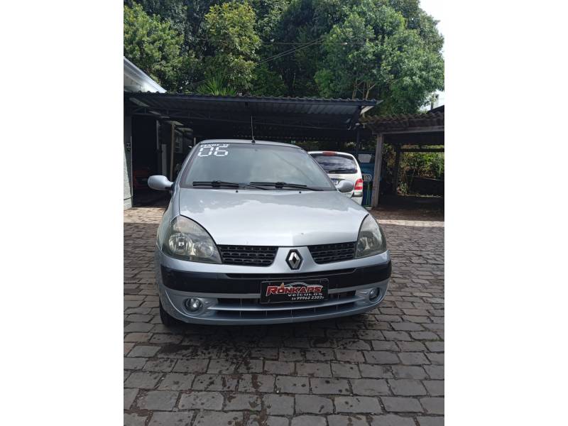 RENAULT - CLIO - 2006/2006 - Prata - R$ 19.900,00