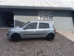 RENAULT - CLIO - 2006/2006 - Prata - R$ 19.900,00