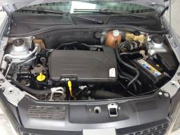 RENAULT - CLIO - 2006/2006 - Prata - R$ 19.900,00