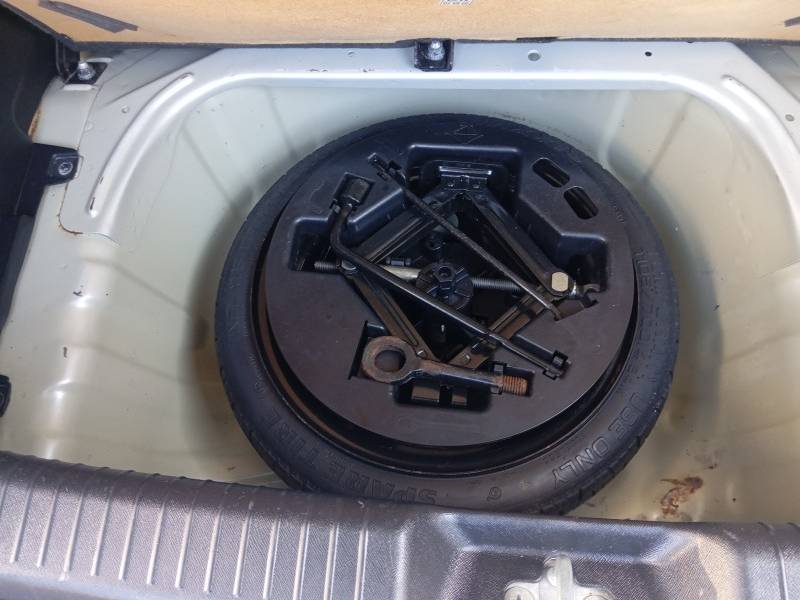 KIA MOTORS - PICANTO - 2011/2011 - Prata - R$ 29.900,00