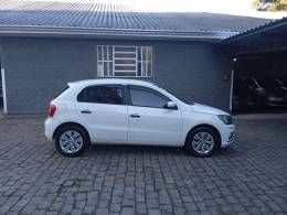 VOLKSWAGEN - GOL - 2022/2022 - Branca - R$ 61.900,00