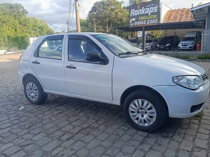 FIAT - PALIO - 2015/2015 - Branca - Sob Consulta