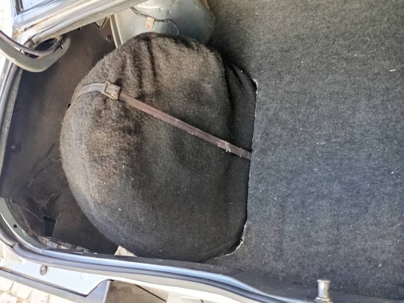 VOLKSWAGEN - VOYAGE - 1995/1995 - Cinza - Sob Consulta