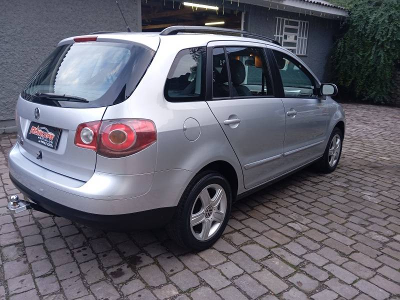 VOLKSWAGEN - SPACEFOX - 2008/2008 - Prata - R$ 31.900,00