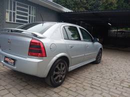 CHEVROLET - ASTRA - 2011/2011 - Prata - R$ 39.900,00