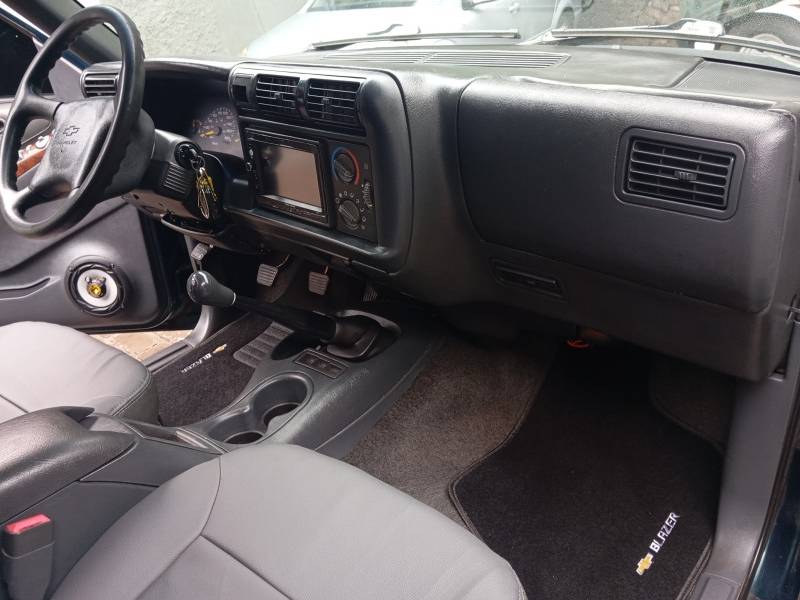 CHEVROLET - BLAZER - 1998/1998 - Verde - R$ 38.900,00