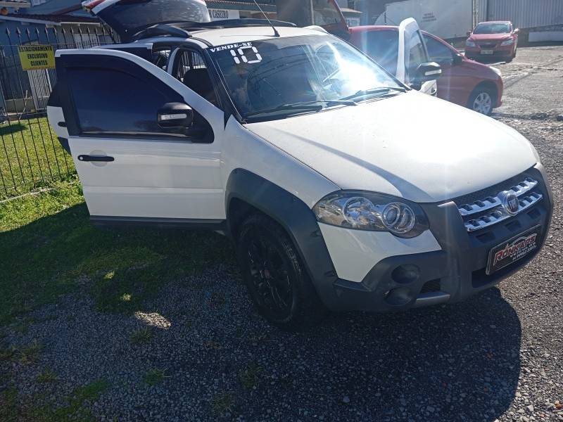FIAT - PALIO - 2010/2010 - Branca - R$ 1,00
