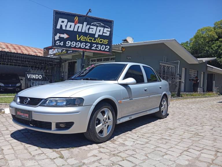 CHEVROLET - VECTRA - 2002/2002 - Prata - Sob Consulta