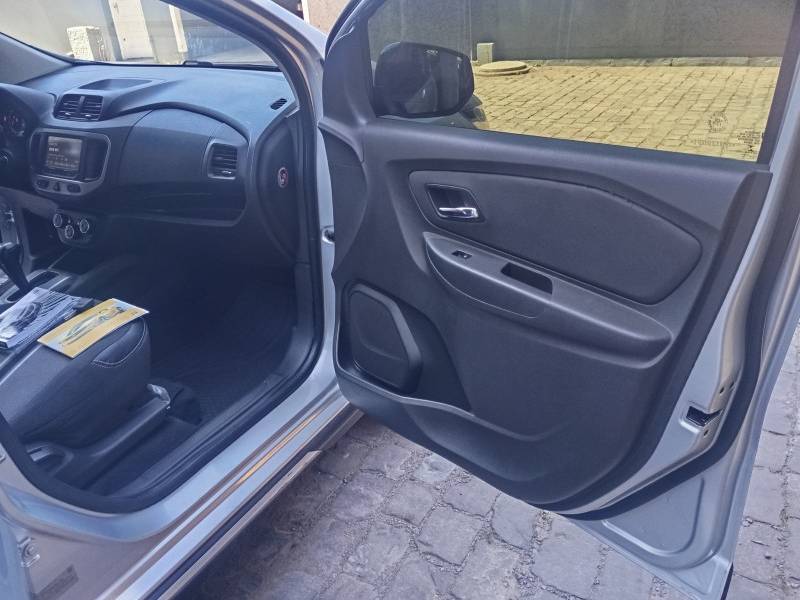 CHEVROLET - SPIN - 2016/2016 - Branca - R$ 59.900,00