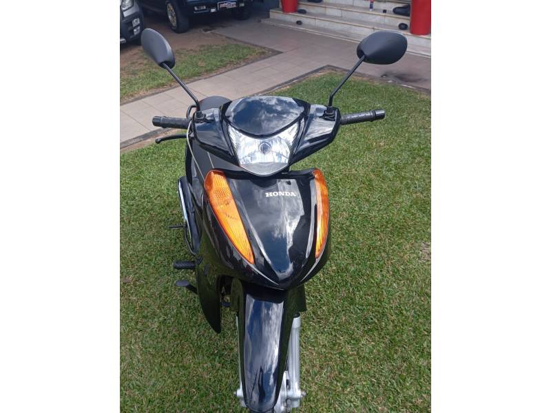 HONDA - BIZ 100 - 2015/2015 - Preta - R$ 11.900,00