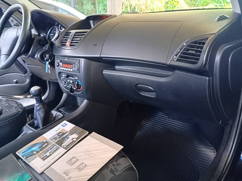 PEUGEOT - 207 - 2009/2009 - Preta - R$ 22.900,00