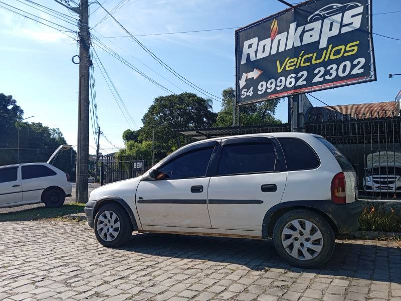 CHEVROLET - CORSA - 1996/1996 - Branca - Sob Consulta