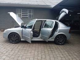 CHEVROLET - ASTRA - 2011/2011 - Prata - R$ 38.900,00