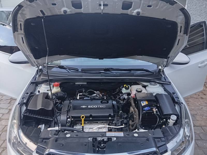 CHEVROLET - CRUZE - 2012/2012 - Branca - R$ 54.900,00