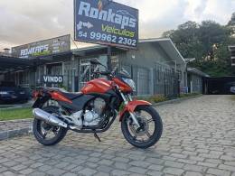 HONDA - CB 300R - 2012/2012 - Vermelha - R$ 13.900,00