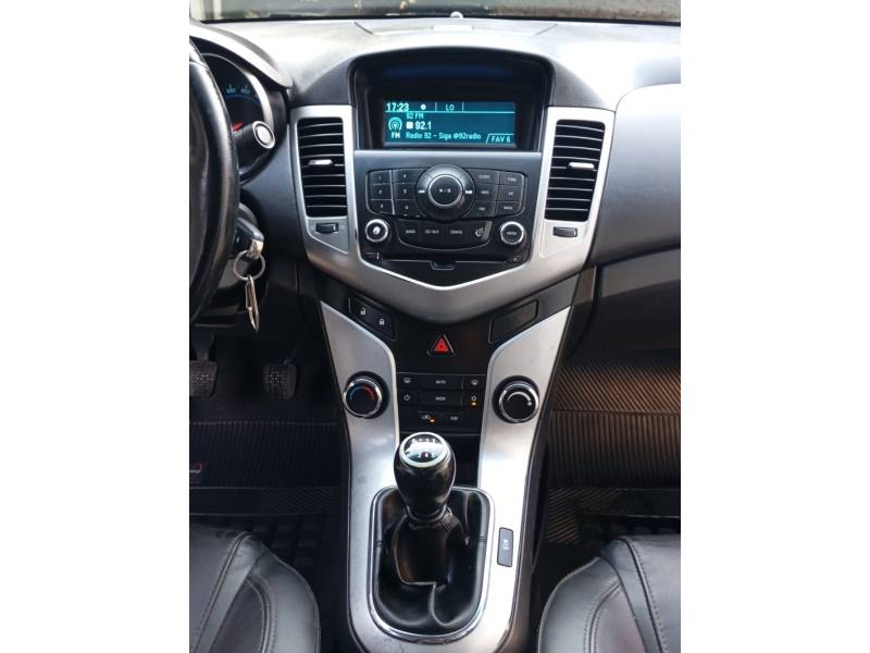 CHEVROLET - CRUZE - 2012/2012 - Branca - R$ 54.900,00