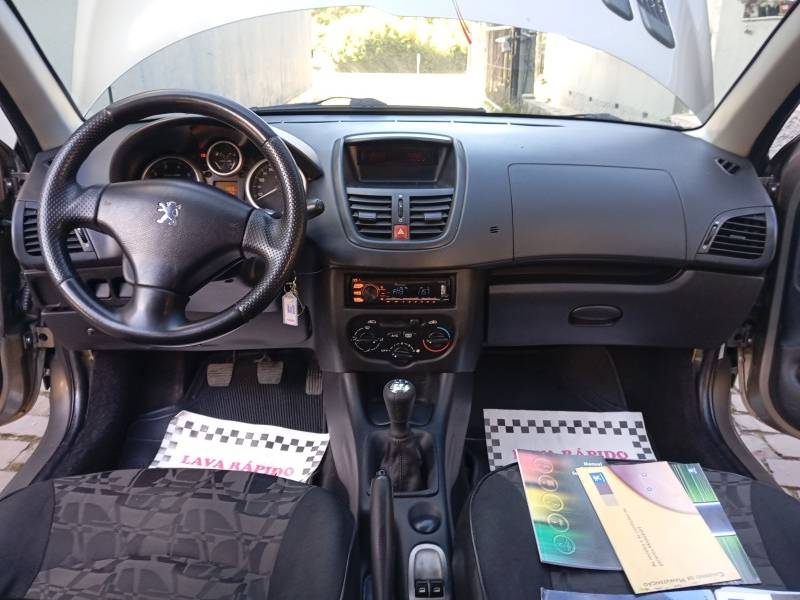PEUGEOT - 207 - 2009/2009 - Cinza - R$ 12.900,00