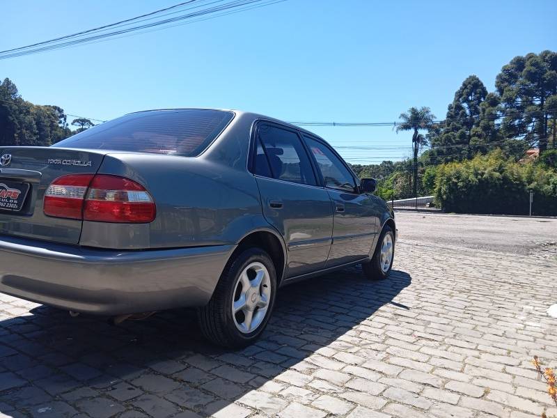 TOYOTA - COROLLA - 2001/2001 - Cinza - R$ 29.900,00