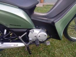 HONDA - BIZ 125 - 2011/2011 - Verde - R$ 10.900,00