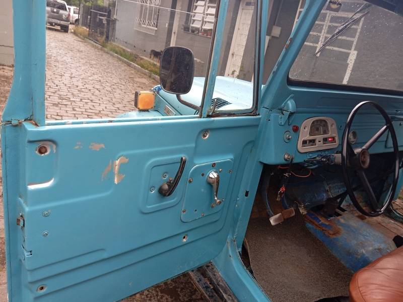 TOYOTA - BANDEIRANTE - 1967/1967 - Azul - R$ 42.900,00