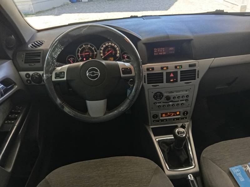 CHEVROLET - VECTRA - 2011/2011 - Vermelha - R$ 44.900,00