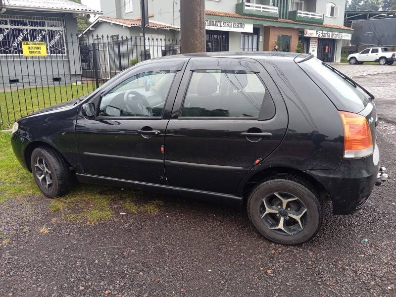 FIAT - PALIO - 2005/2005 - Preta - Sob Consulta