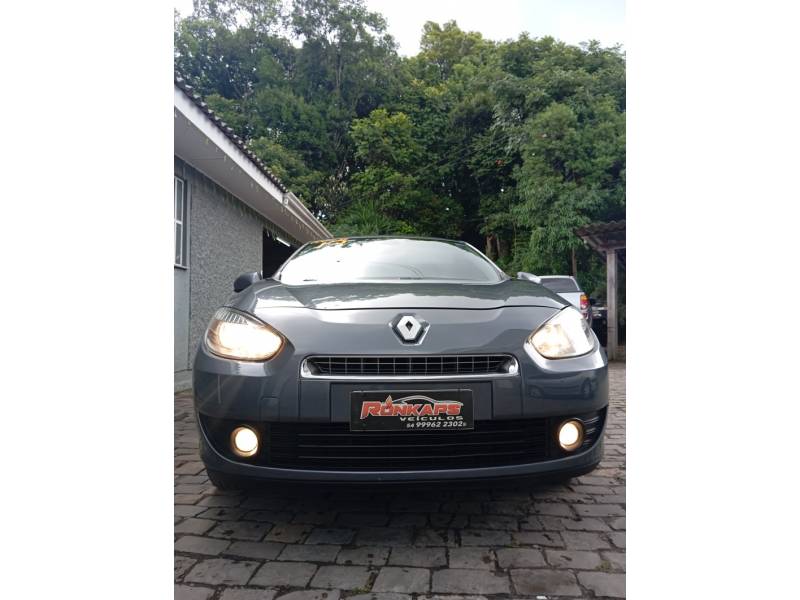 RENAULT - FLUENCE - 2013/2013 - Cinza - R$ 41.500,00