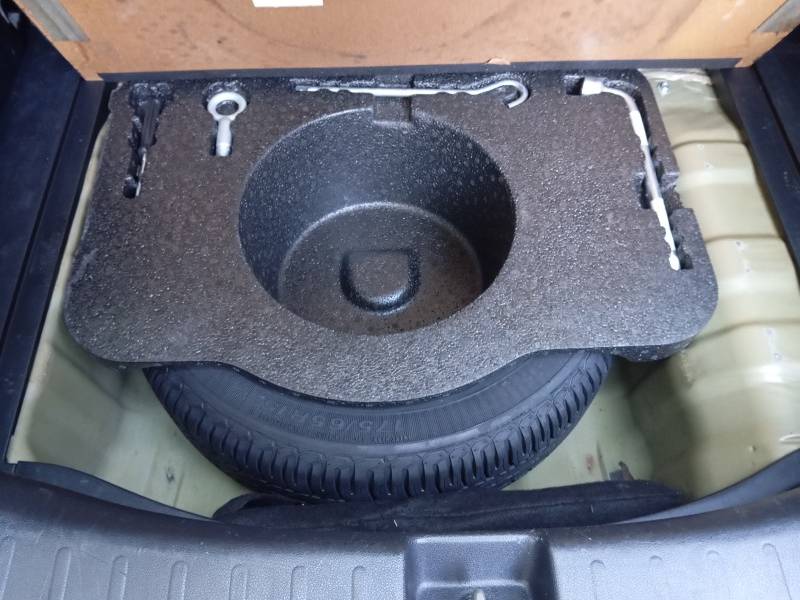 HONDA - FIT - 2010/2010 - Dourada - R$ 46.900,00