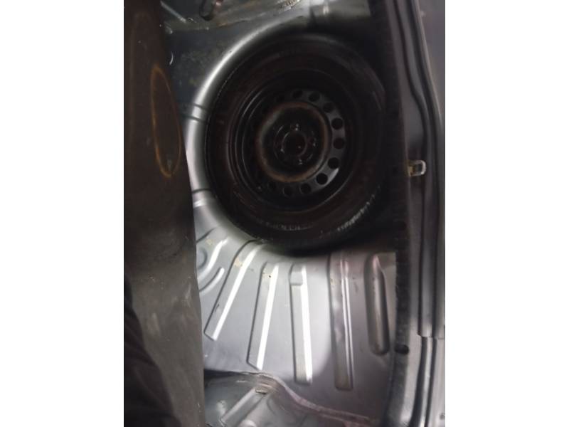 RENAULT - CLIO - 2006/2006 - Prata - R$ 19.900,00