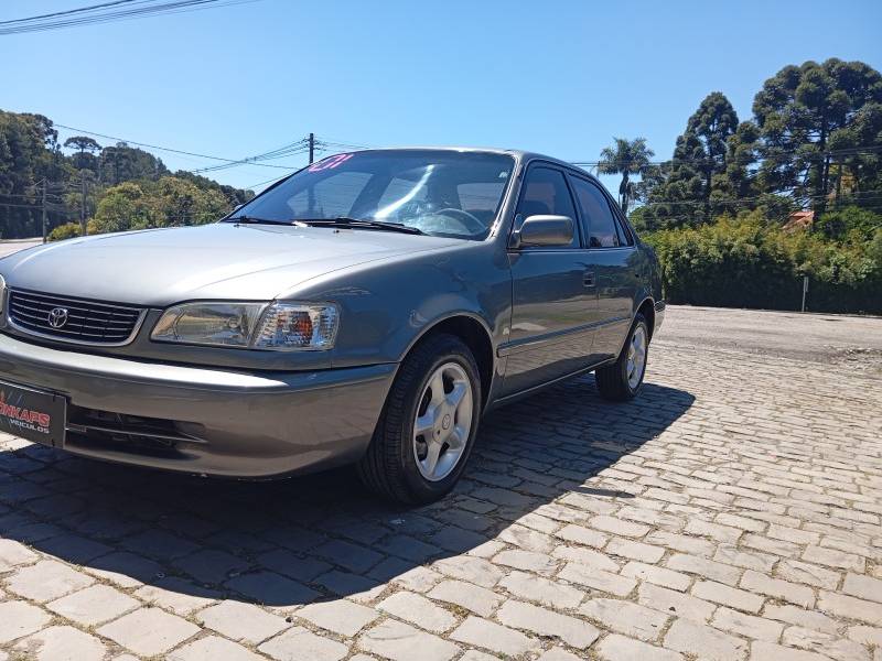 TOYOTA - COROLLA - 2001/2001 - Cinza - R$ 28.900,00