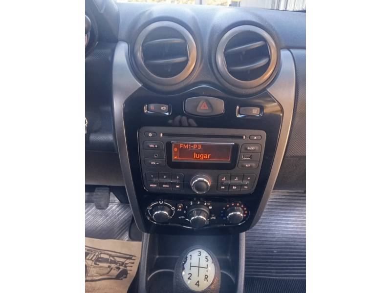 RENAULT - SANDERO - 2012/2012 - Preta - R$ 35.900,00